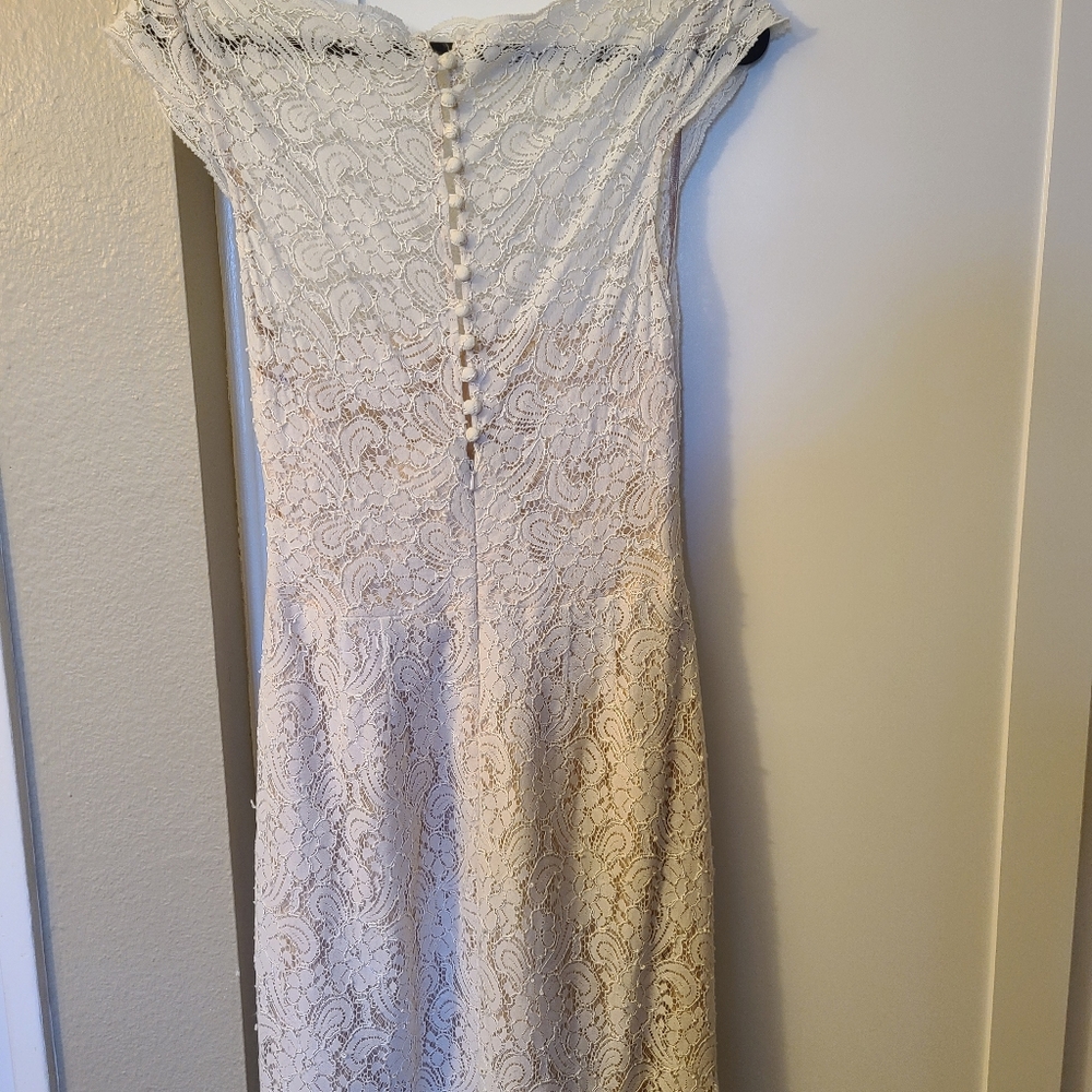 Encore Sheath Wedding Gown - Picture 10 of 13